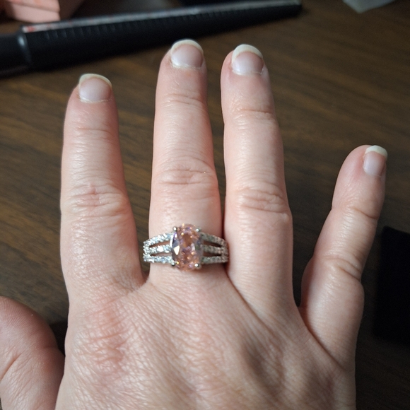 Swarovski Pink and Silver Sparkling Ring - Picture 13 of 13